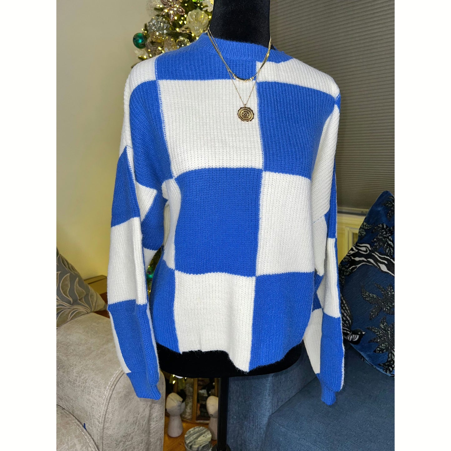 CHECKERED SWEATER