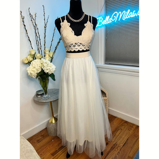 CROCHET LACE BRALETTE